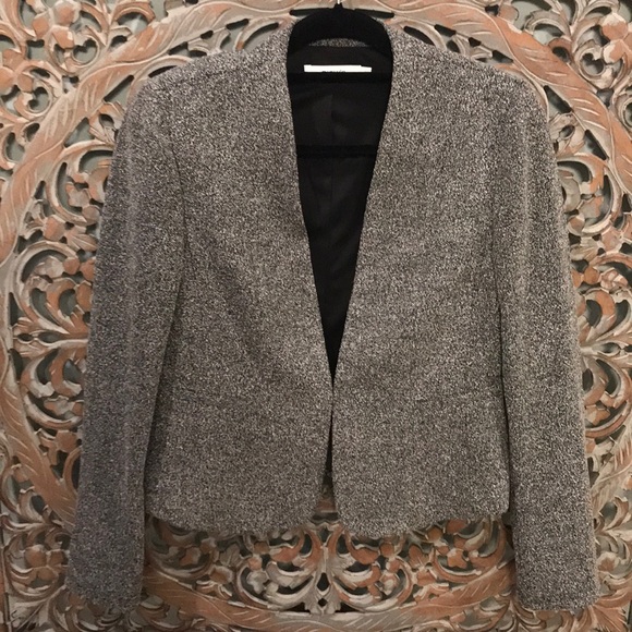 Ricki’s Blazer - Picture 1 of 3